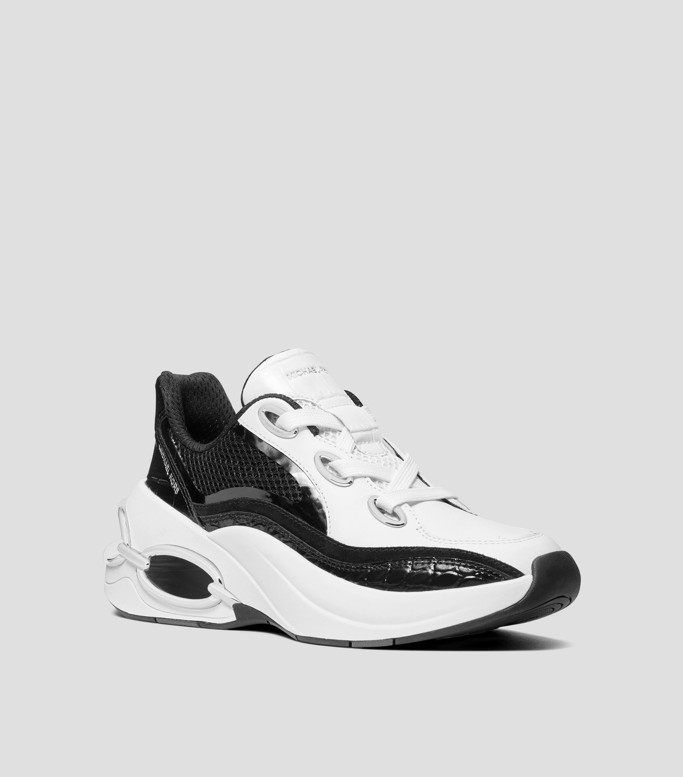 Tenis casuales en piel con tacón de cuña Terra Mujer